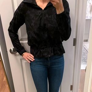 Lulu lemon rain coat